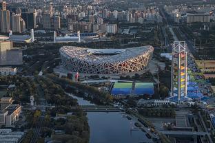 韩国男足亚运队主帅黄善洪捐款4000万韩元，用于韩国足球中心建设